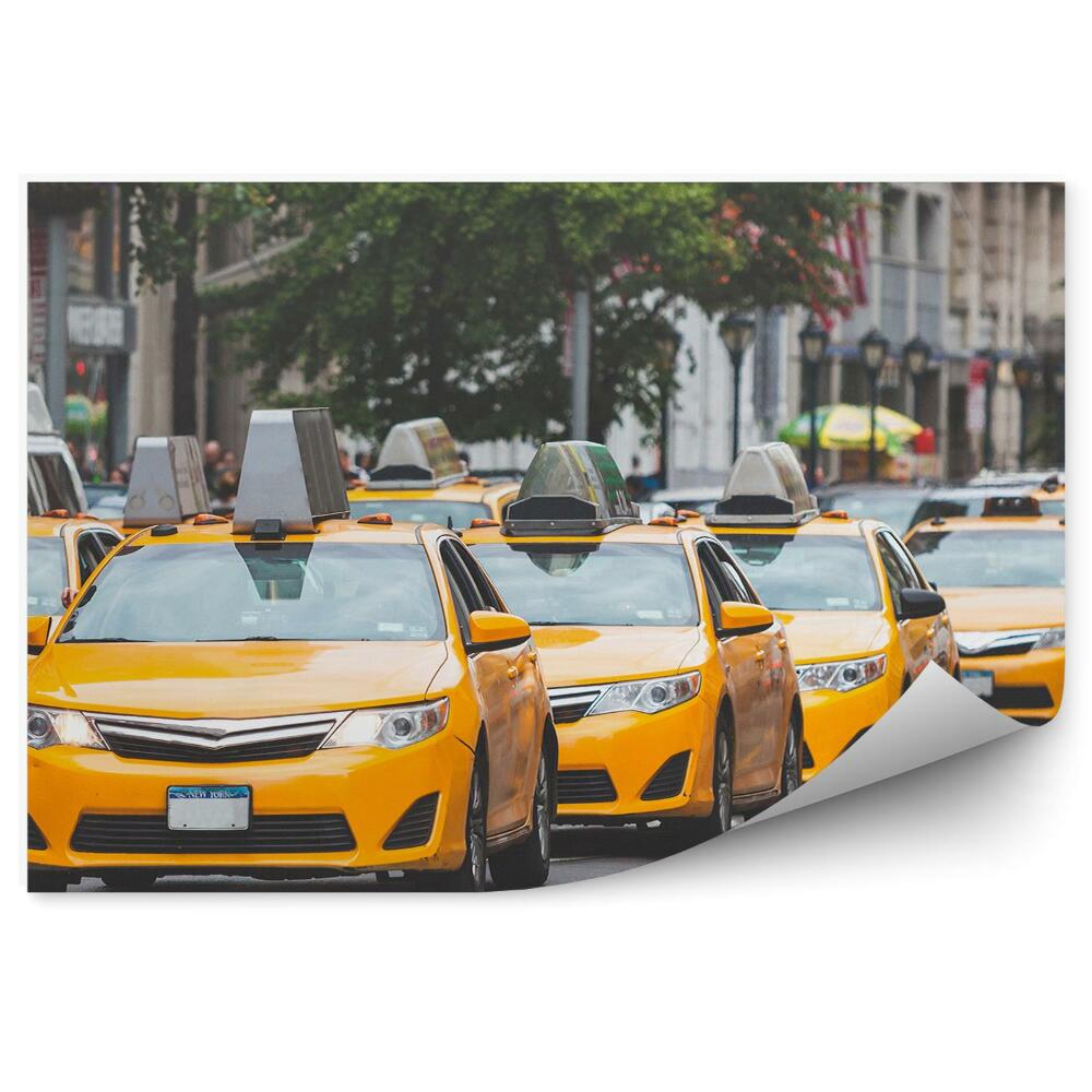 Fototapeta na ścianę Typowe żółte taksówki na ulicy