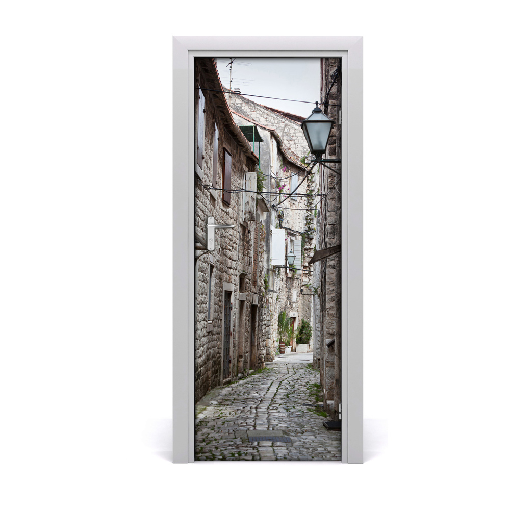 Fototapeta samoprzylepna drzwi Kamienna uliczka Chorwacja