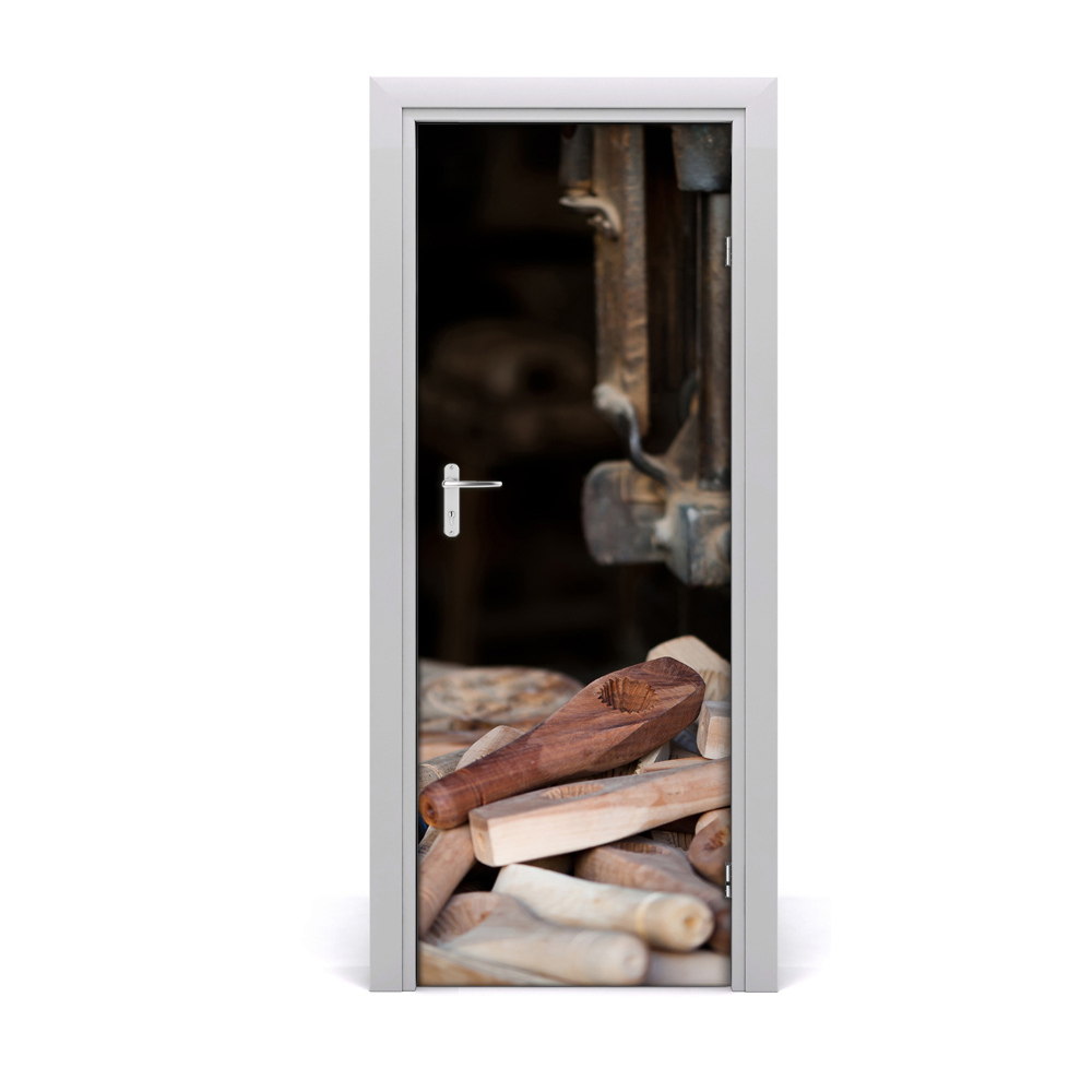 Naklejka fototapeta na drzwi Narzędzia z drewna