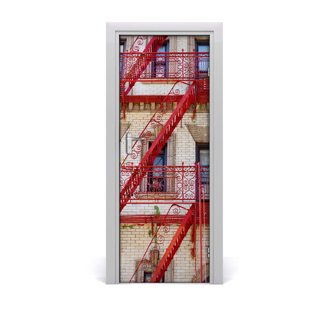 Fototapeta samoprzylepna na drzwi Kamienica czerwone schody