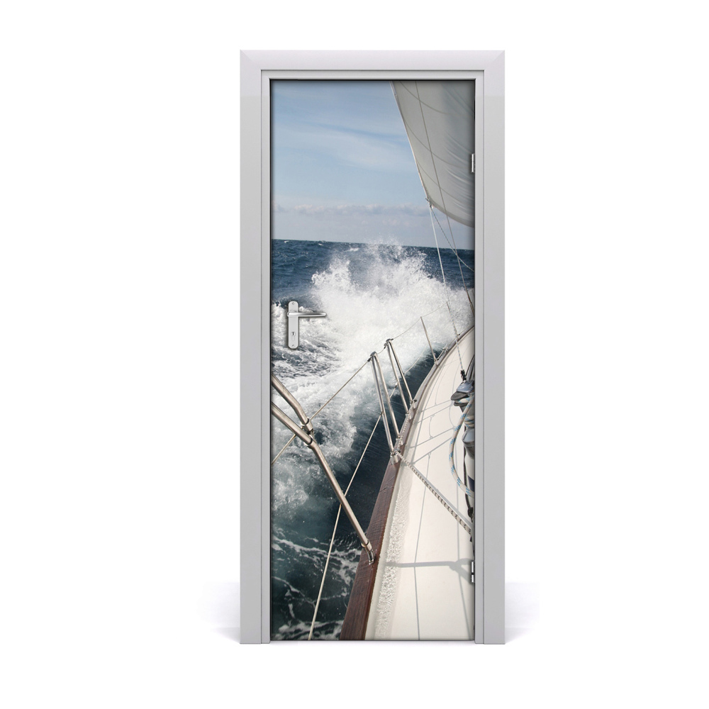 Fototapeta samoprzylepna na drzwi Biały jacht na morzu