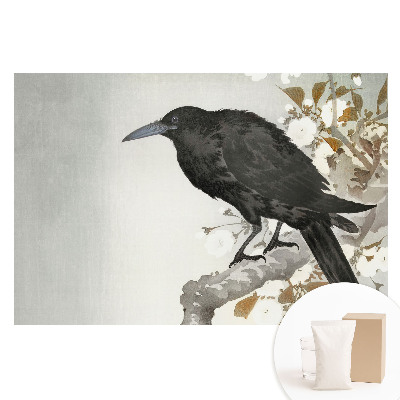 Fototapeta flizelinowa z nadrukiem Subtelny kruk na tle kwitnących gałęzi