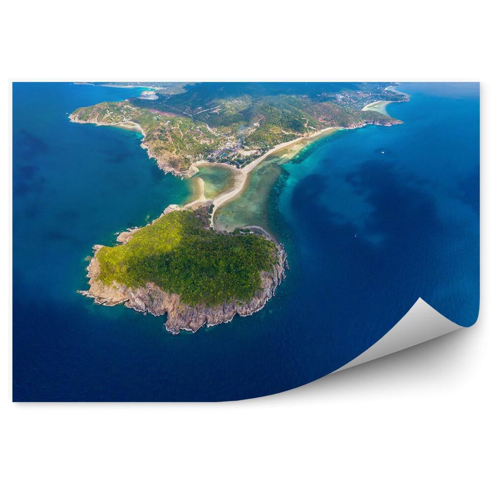 Okleina ścienna Panoramiczny widok z lotu ptaka tropikalna wyspa koh phangan niebo chmury ocean