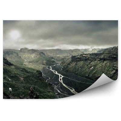 Okleina ścienna Ciemny krajobraz wzgórza rzeka pochmurne niebo