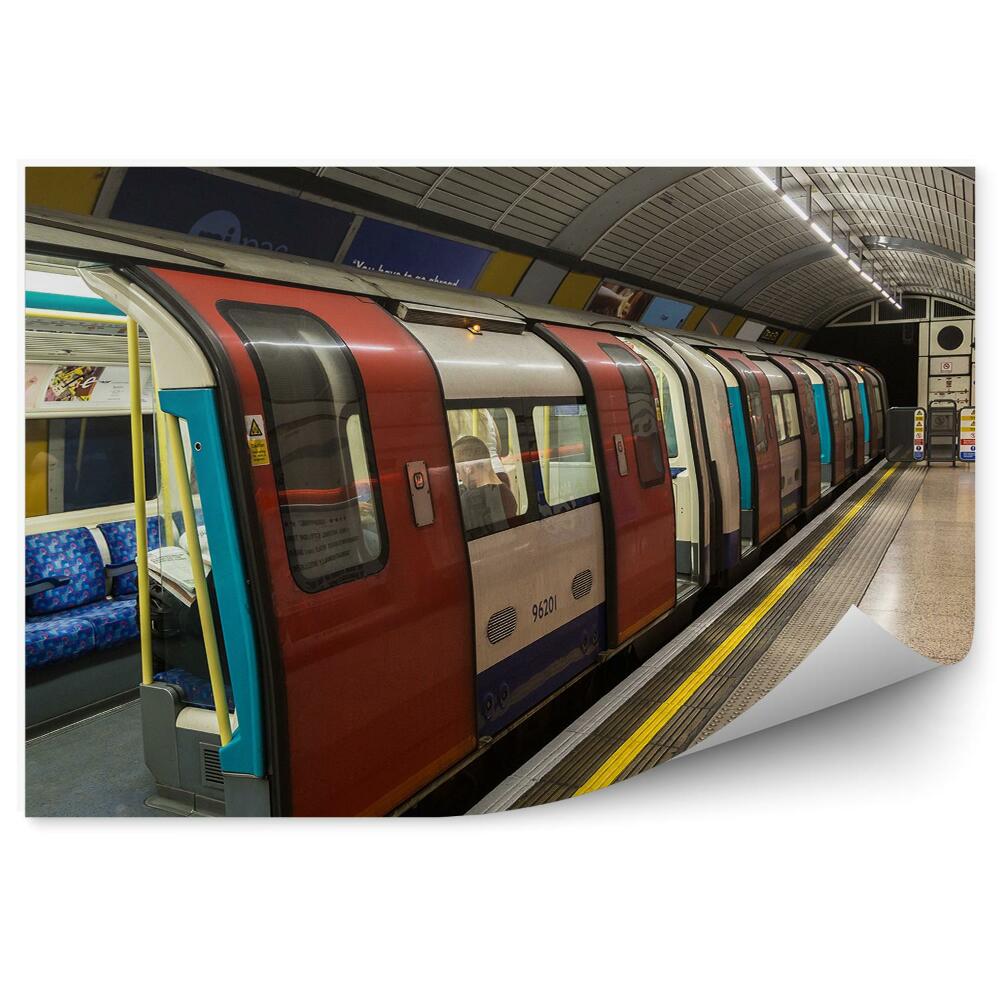 Okleina na ścianę Stacja metra londyn podróż pociąg underground