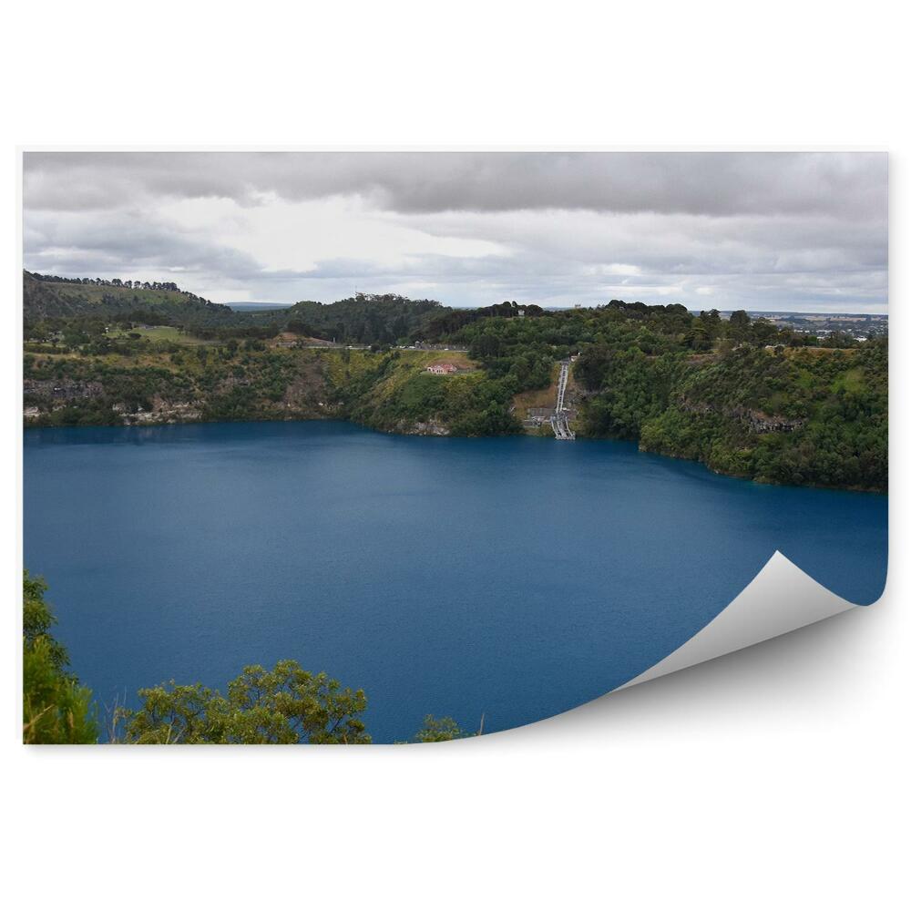 Fototapeta na ścianę Widok na jezioro Blue Lake w Mt. Gambier Australia chmury