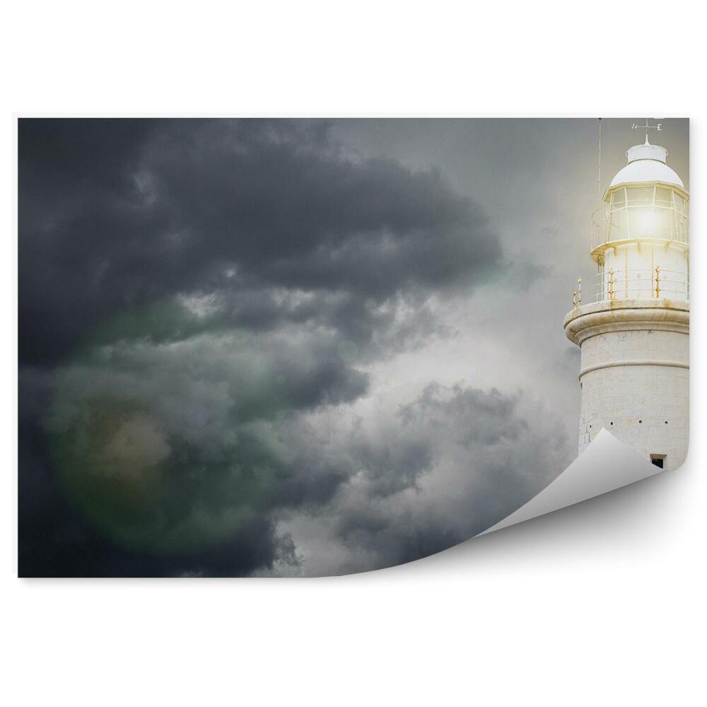 Fototapeta na ścianę Pochmurne niebo blask latarni morskiej