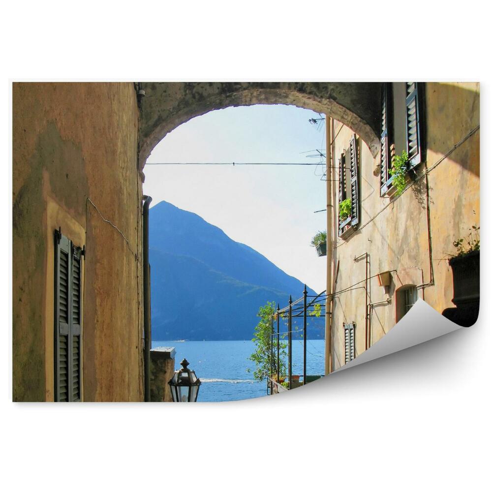Fototapeta Romantyczny widok na słynne włoskie jezioro como