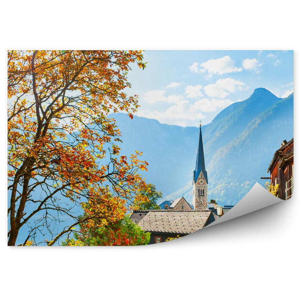 Fototapeta samoprzylepna Kościół na tle gór jesień kolory austria