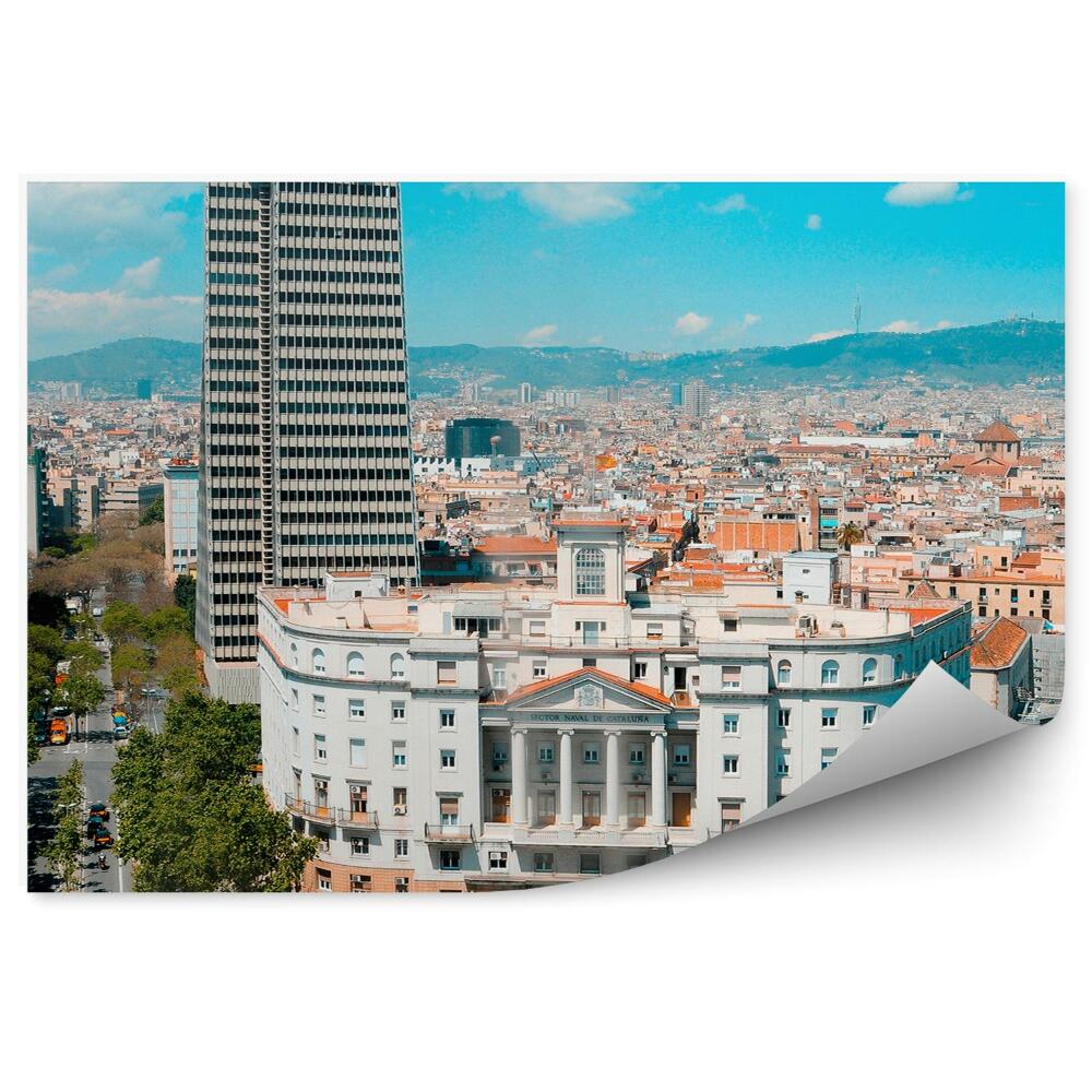 Okleina ścienna budynki drzewa droga ludzie niebo chmury Barcelona Hiszpania