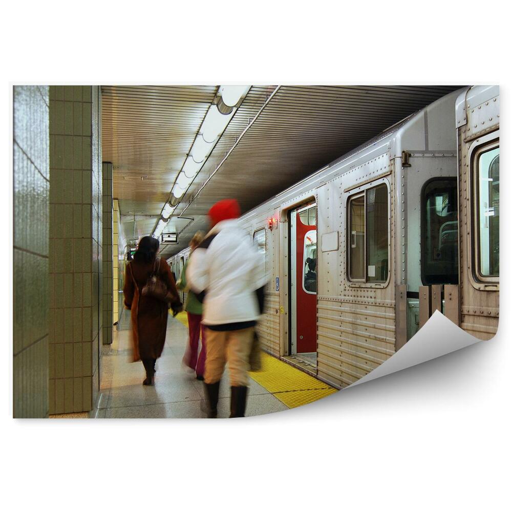 Fotopeta Stacja metra pociąg ruch ludzie podróż