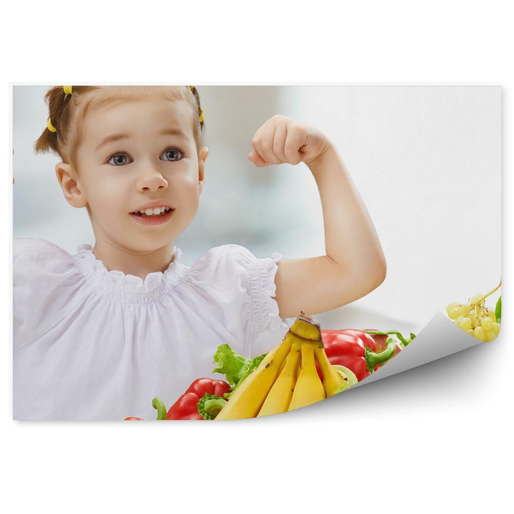 Fototapeta Świeże owoce warzywa zdrowe odżywianie dziewczynka