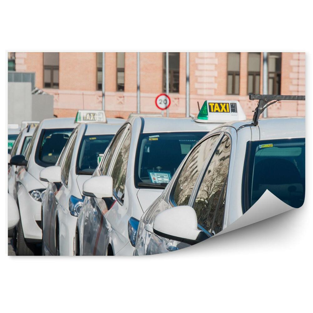 Fotopeta Hiszpania białe taksówki transport auta
