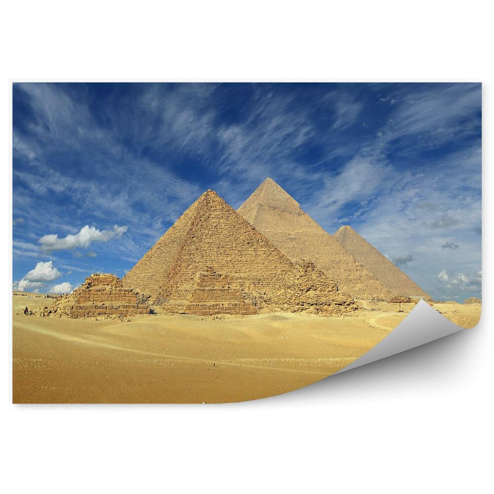 Okleina ścienna Piramidy w linii pustynia pochmurne niebo