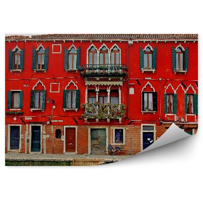 Fototapeta samoprzylepna Wenecja czerwony budynek kanał łódka