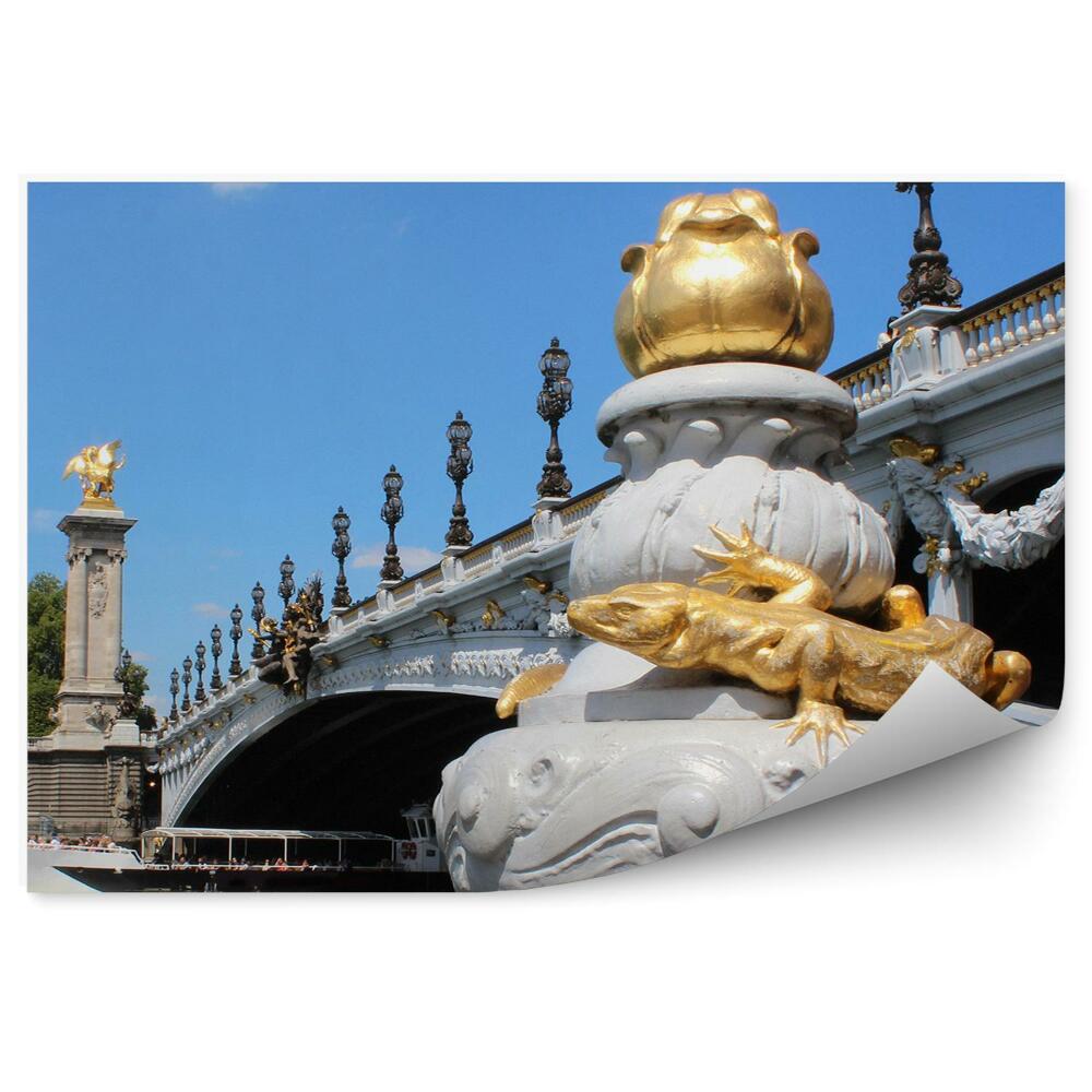 Fototapeta most Aleksandra III Paryż niebo Sekwana łodzie ludzie jaszczurka