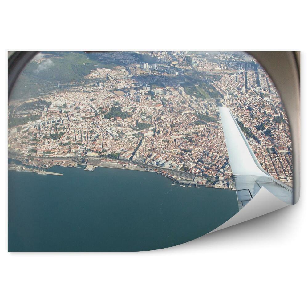 Fototapeta na ścianę Widok z okna samolotu na miasto