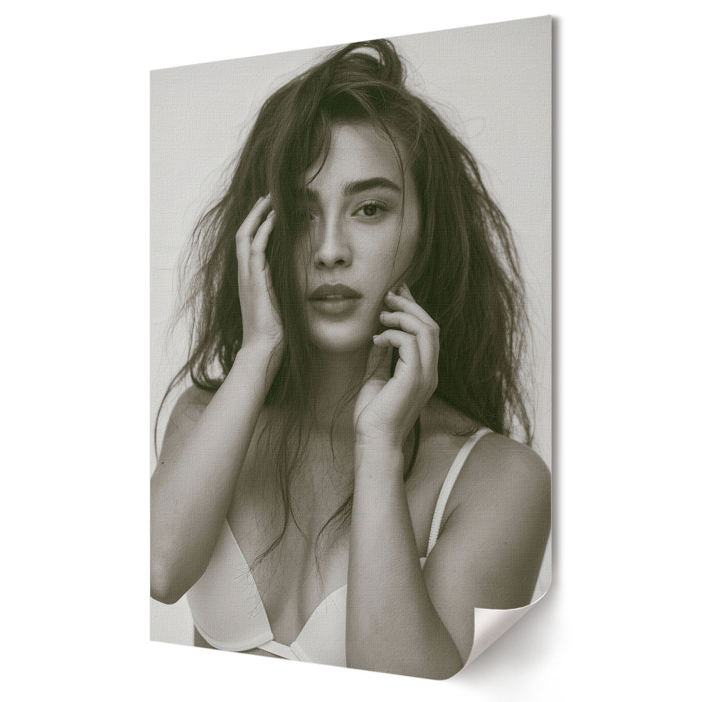 Stylowy plakat na ścianę Naturalna Uroda w stylu monochromatycznym