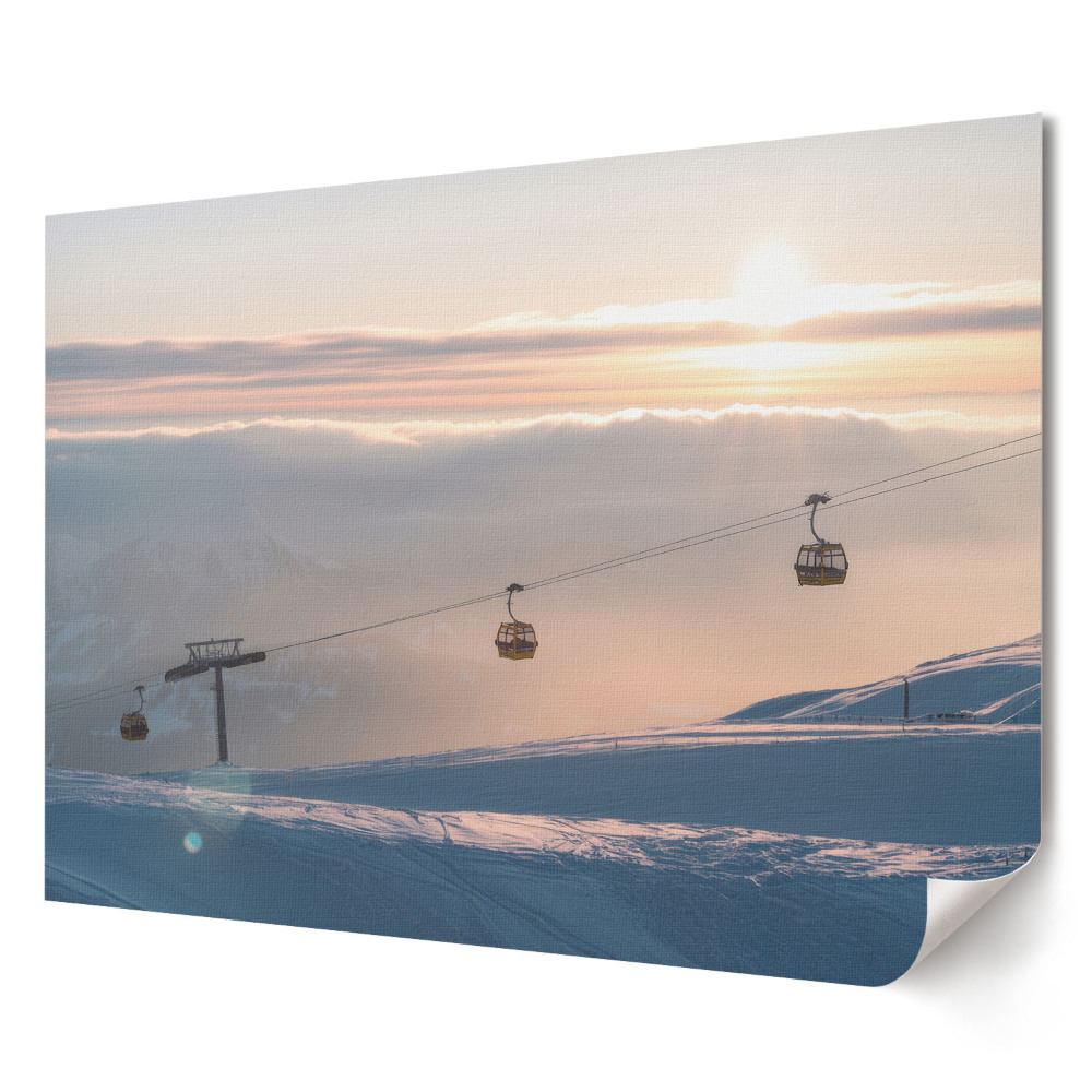 Plakat ścienny premium Zimowy krajobraz z gondolami w górach