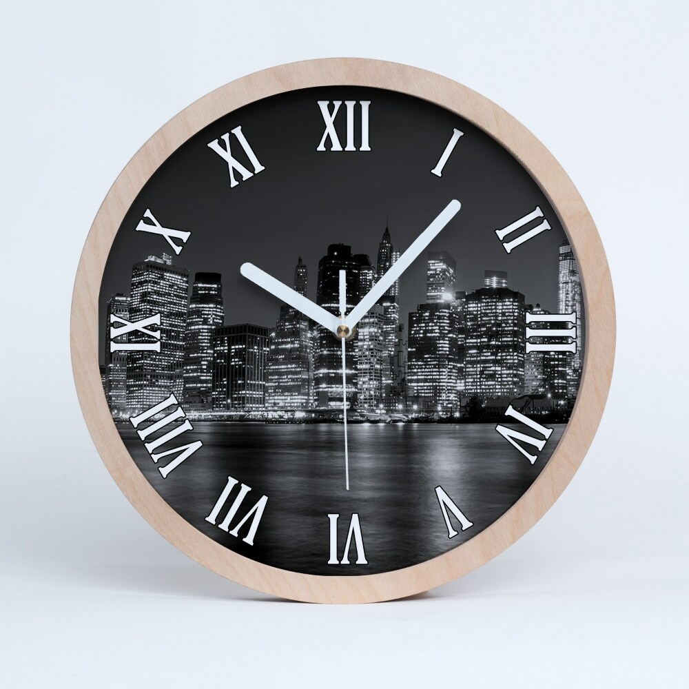 Zegar drewniany Manhattan nocą